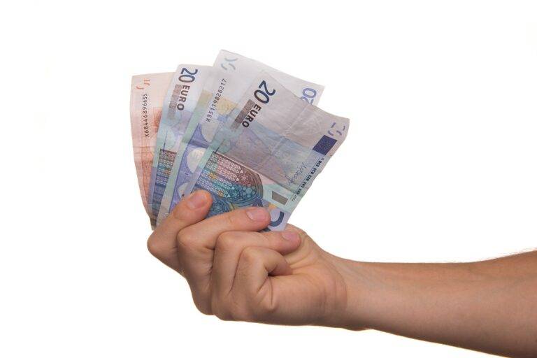 Tips for Building Business Relationships with Vendors